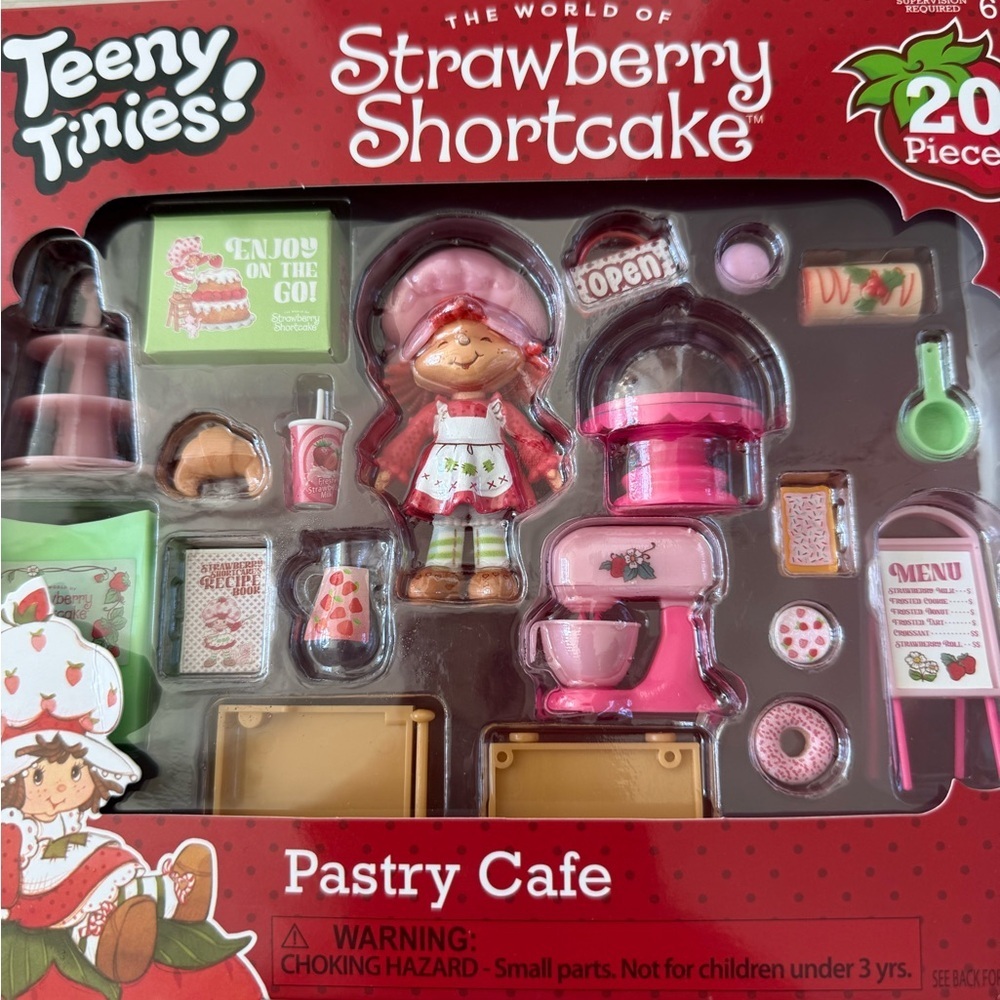 NEW Teeny Tinies STRAWBERRY SHORTCAKE
Pastry Cafe
Playset Miniatures - Picture 2 of 2